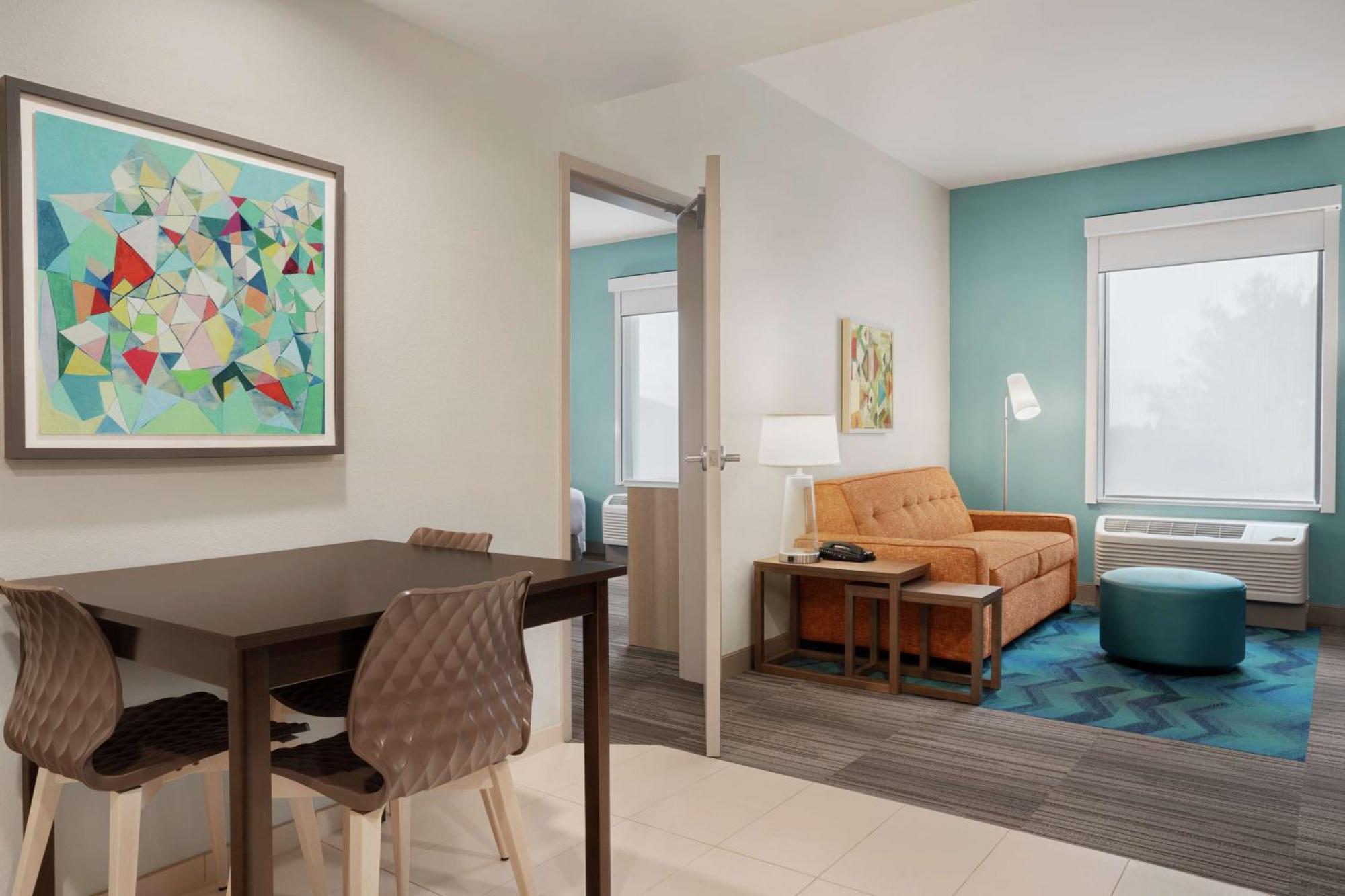 Home2 Suites By Hilton Warminster Horsham Экстерьер фото