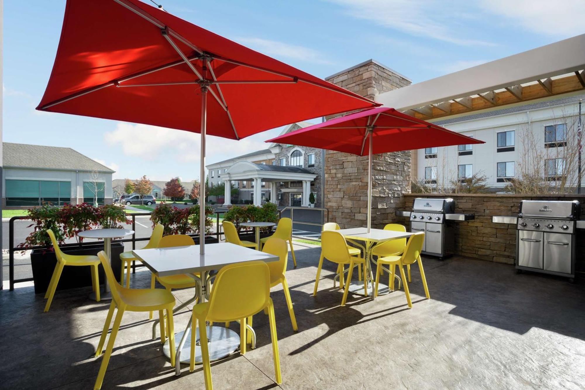 Home2 Suites By Hilton Warminster Horsham Экстерьер фото