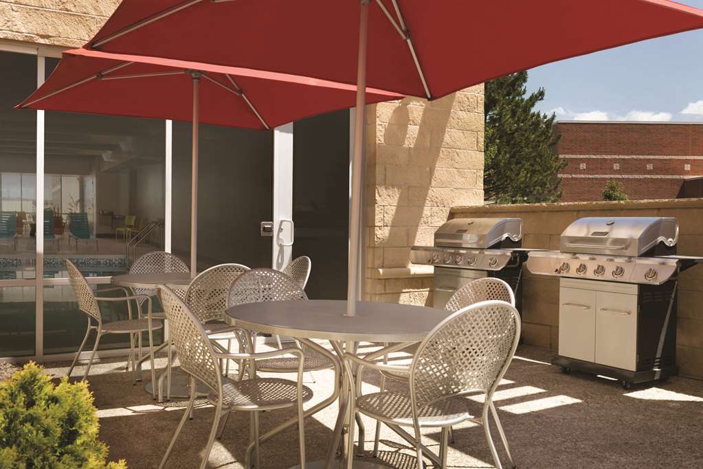 Home2 Suites By Hilton Warminster Horsham Экстерьер фото