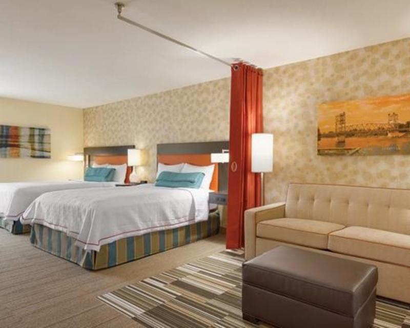Home2 Suites By Hilton Warminster Horsham Экстерьер фото